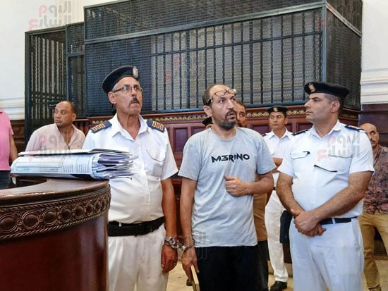 النيابة تطالب بالإعدام شنقًا لمحامي المعمورة المتهم بقتل زوجته و2 من موكليه